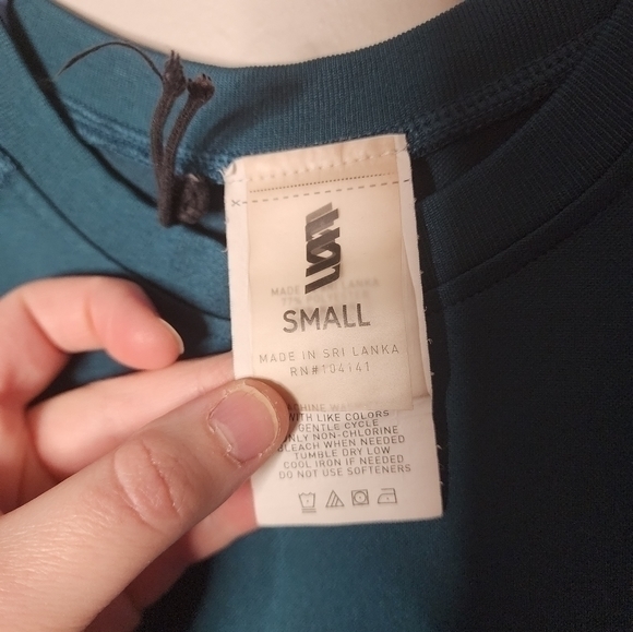 Second Skin Long‎ Sleeve Athletic Workout Top, Teal Blue, Women's Small (NWOT) - Picture 5 of 10